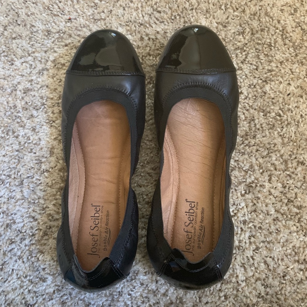 Josef Seibel Black Flats- very comfortable